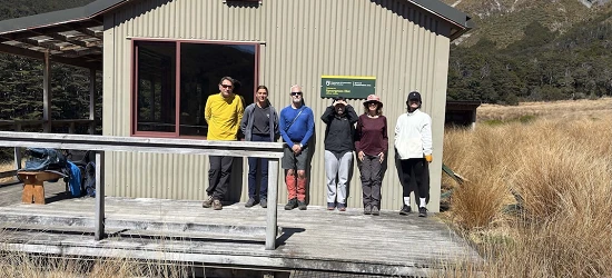 speargrass hut peeps 1