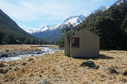 East Matakitaki Hut