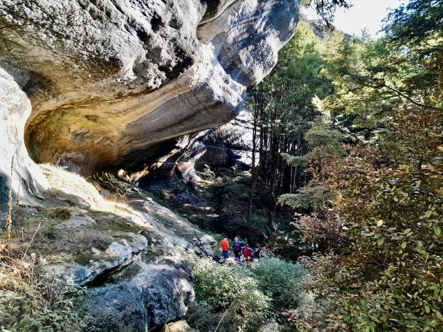 Hodges Creek rock shelter 2