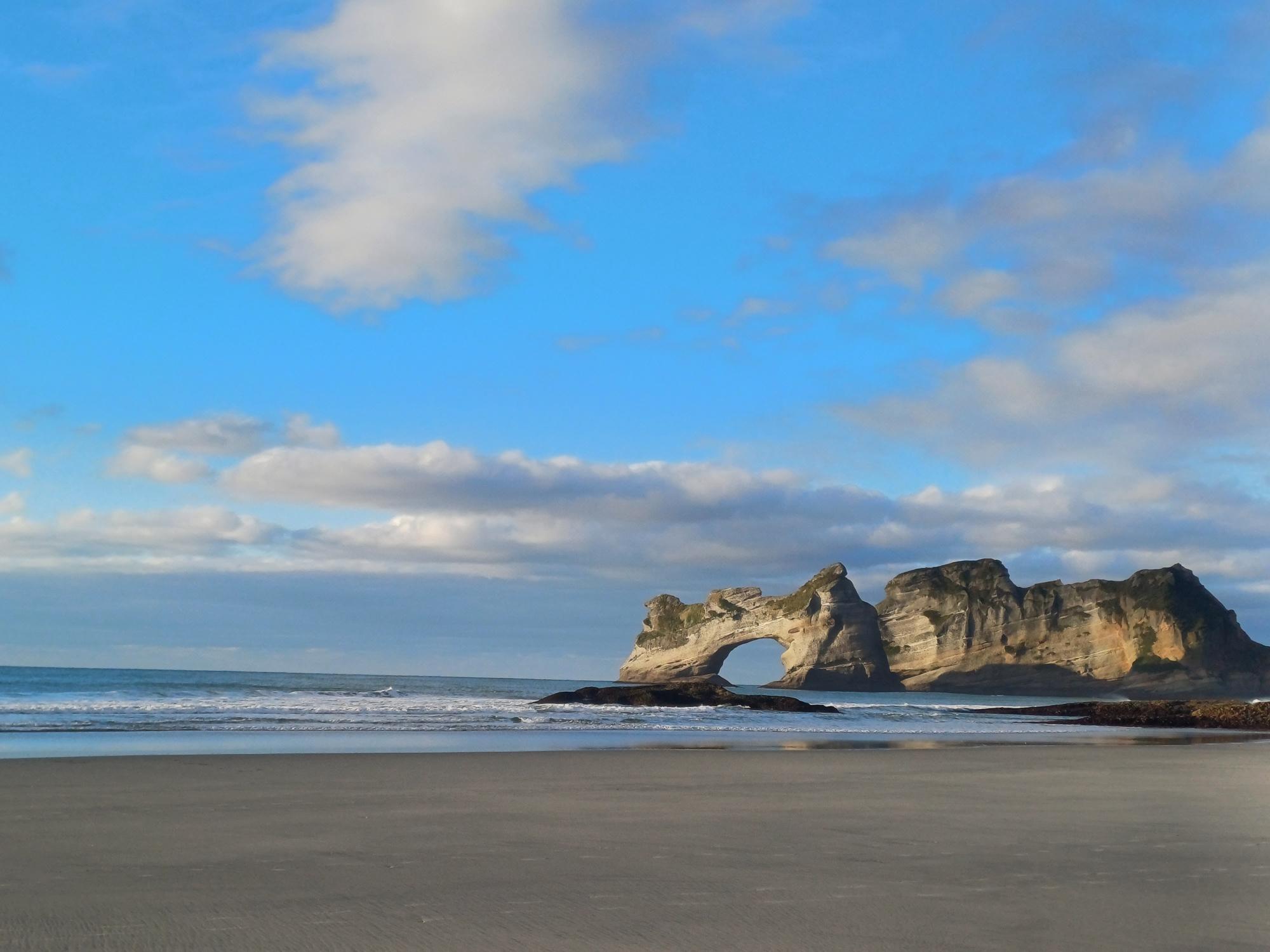 Wharariki at low tide