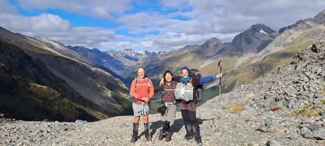 Unnamed pass above Hamilton River